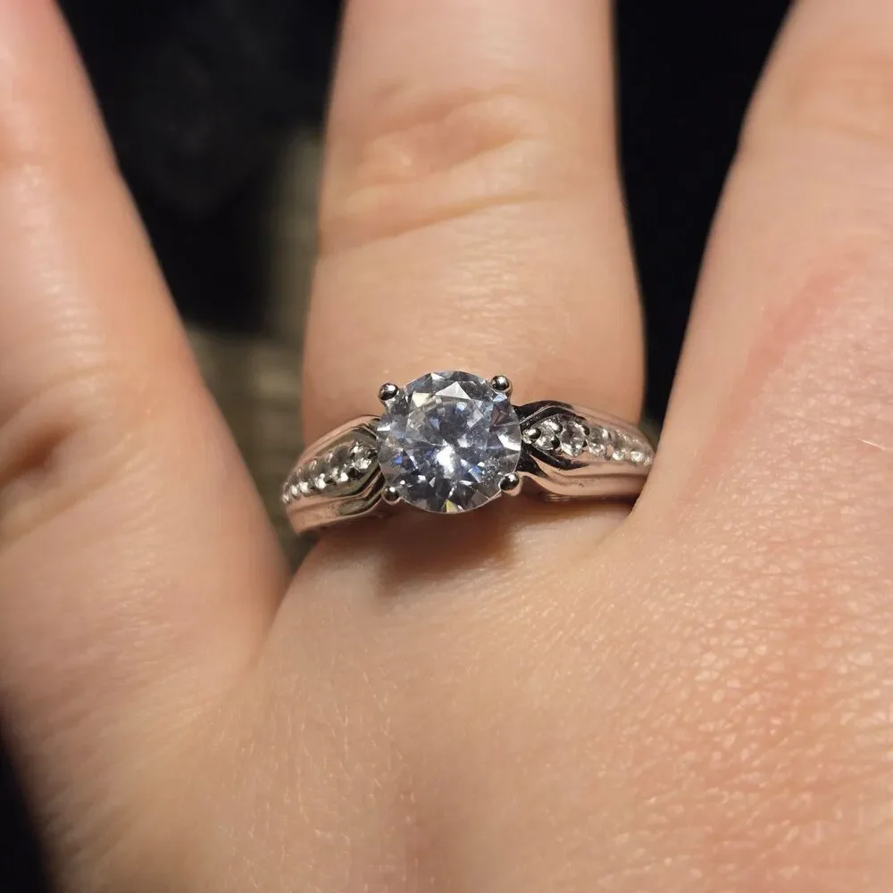 Cubic Zirconia vintage sterling silver ring sz 9
